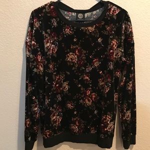 Bobeau Velvet Rose Print Blouse Size Medium